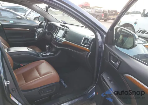 2018 Toyota Highlander Limited Platinum z USA, uszkodzony, nr VIN 5TDDZRFH2JS842877